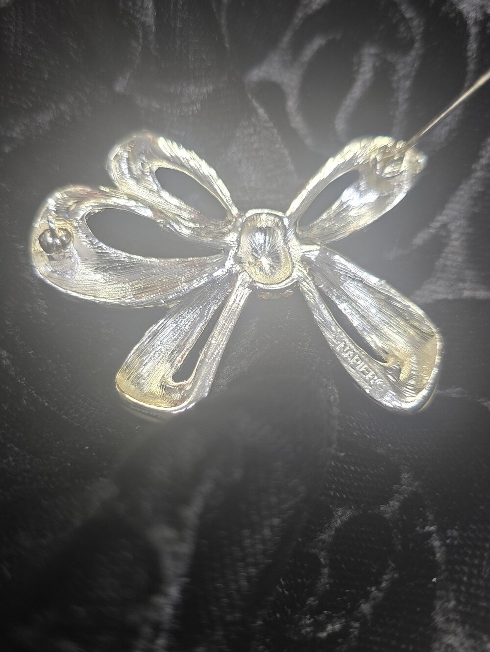 Women's Brooch/Pin - Picture 3 of 3